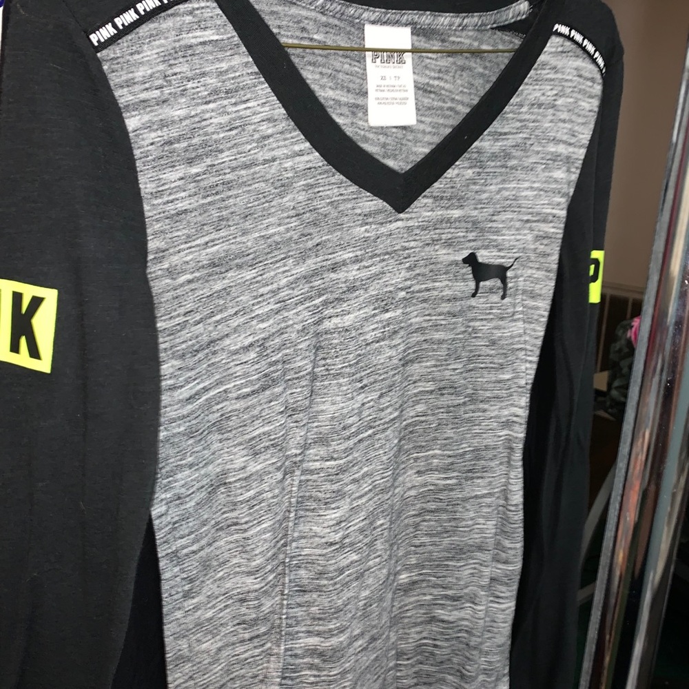 Long sleeve tee